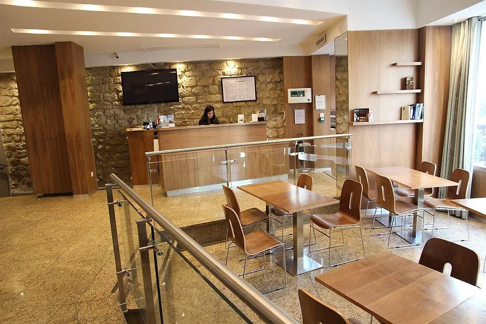 Art Hotel 3*